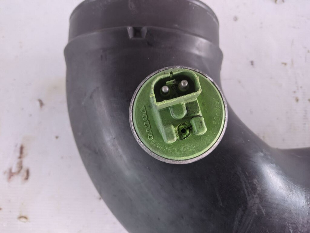 патрубок корпуса воздушного фильтра б/у \ с датчиком - 2